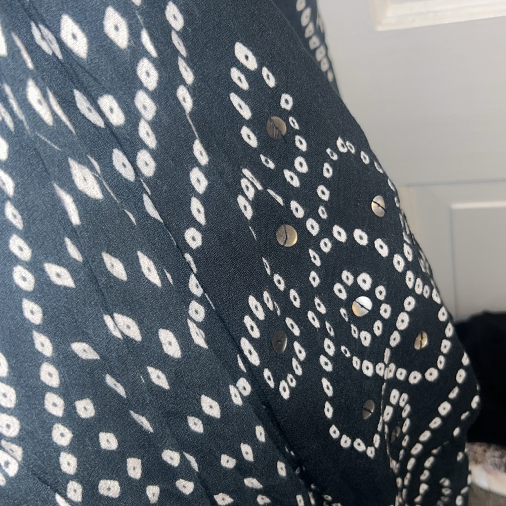 Dress - Picture 4 of 7